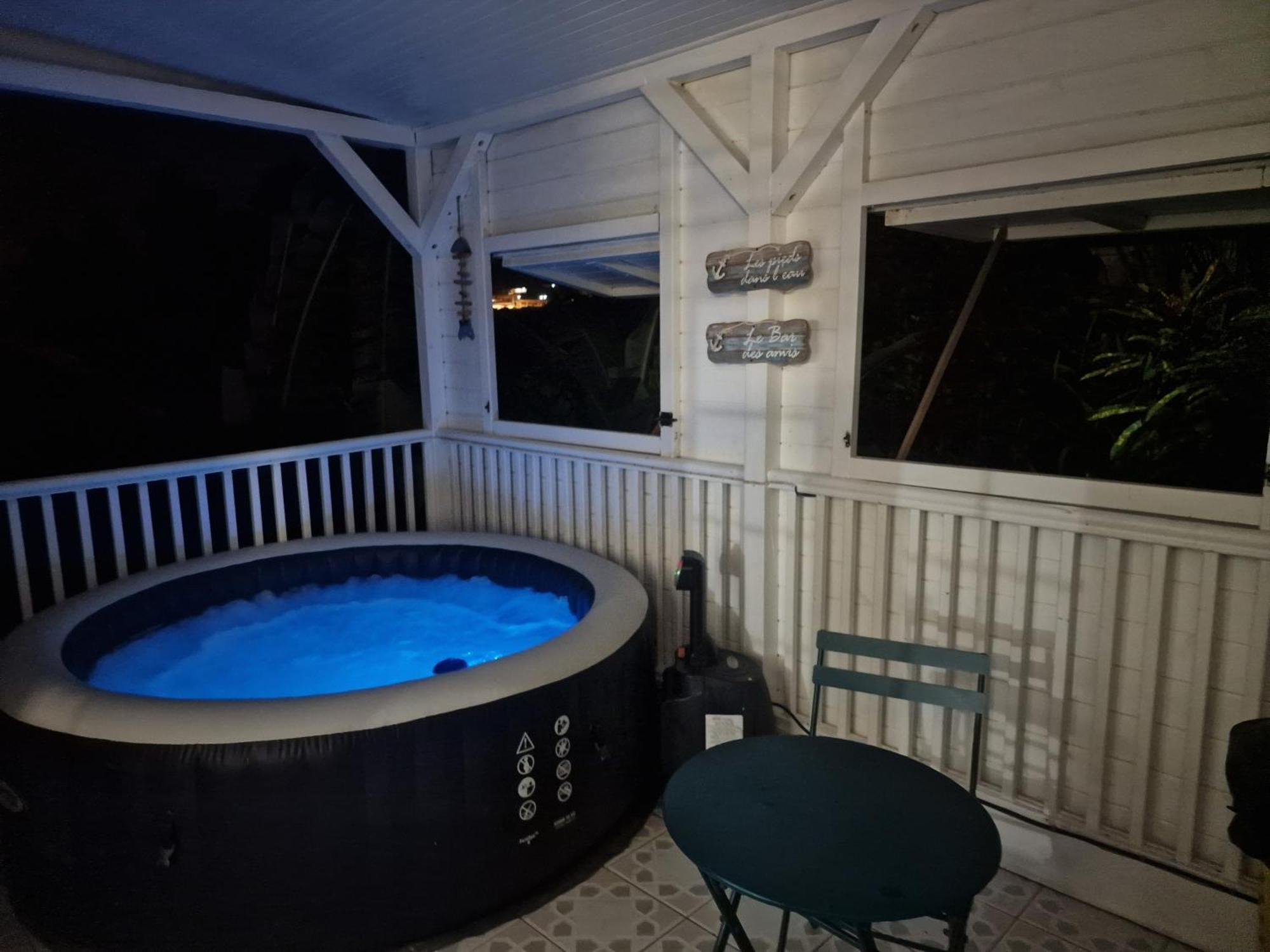 ル・ヴォクランHabitation Bellevueアパートメント エクステリア 写真
