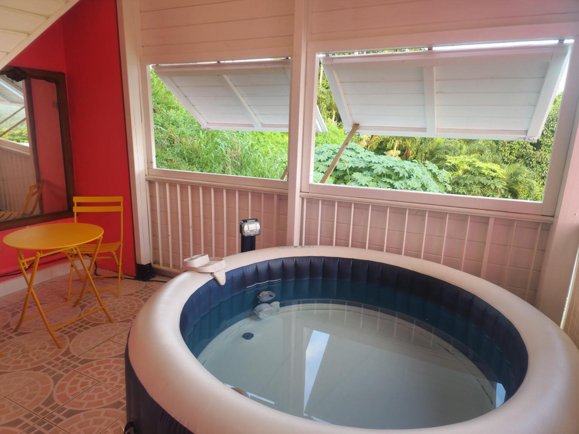 ル・ヴォクランHabitation Bellevueアパートメント エクステリア 写真
