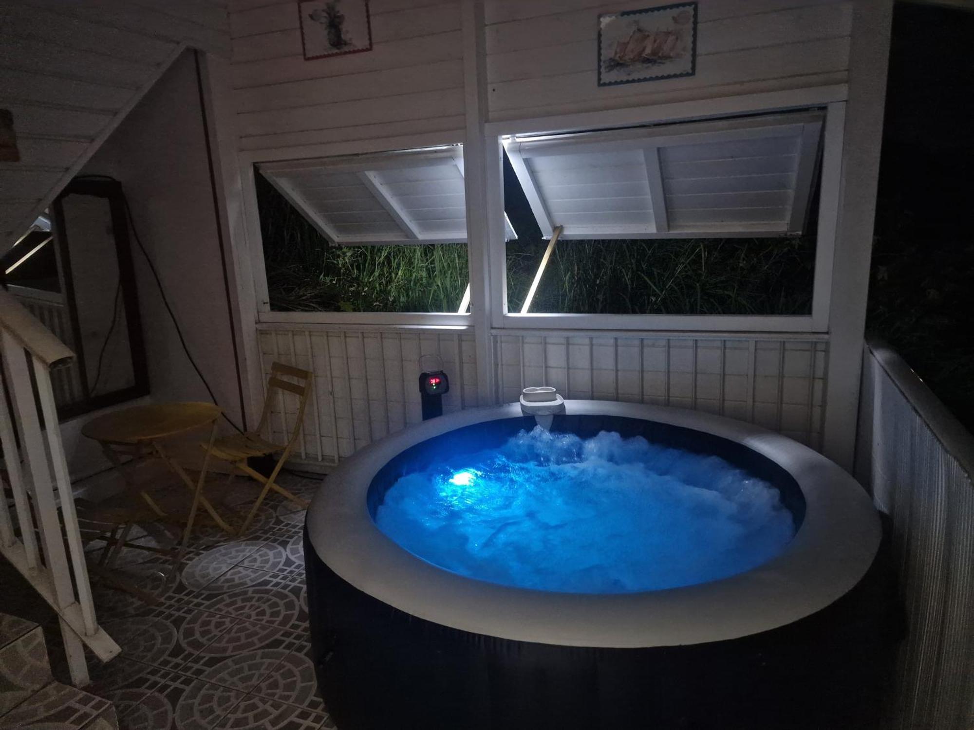 ル・ヴォクランHabitation Bellevueアパートメント エクステリア 写真